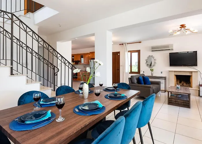 Sea Front Costa Blu By Ezoria * Ayia Napa