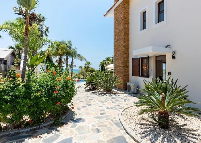 Sea Front Costa Blu By Ezoria Villa *