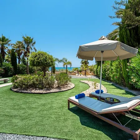 Villa Sea Front Costa Blu By Ezoria