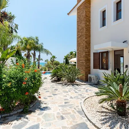 Sea Front Costa Blu By Ezoria Villa *