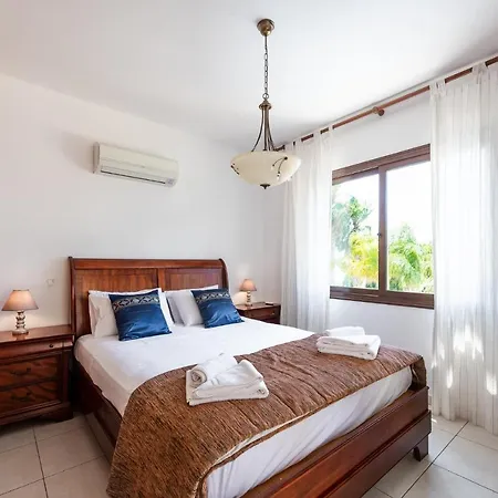 Sea Front Costa Blu By Ezoria * Ayía Nápa