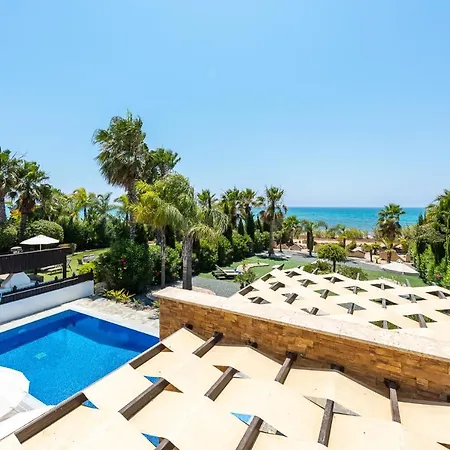 Villa Sea Front Costa Blu By Ezoria